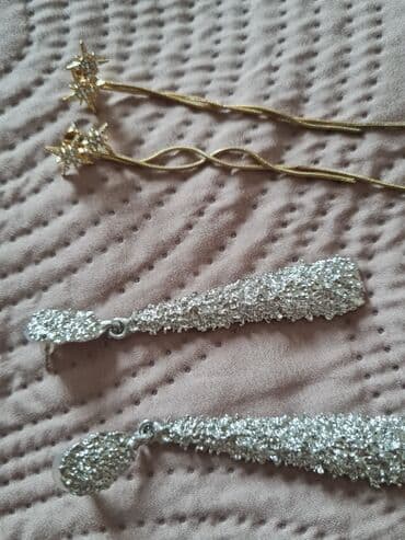 swarovski komplet: Nausnice, 300 din. za jedan par — 1