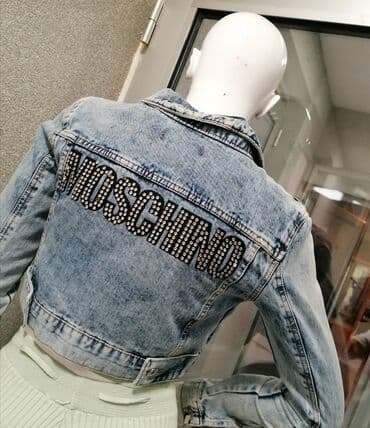 lindex kaputi: MOSCHINO TEKSAS JAKNA
VEL S
KAO NOVA
JAKO MALO NOŠENA
PLAĆENA 7500 — 9