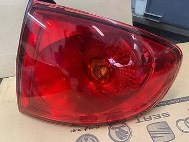 iglice za pumpu: ŠTOP LAMPA ZA SEAT ALTEA - RB | Štop lampa desna Seat Altea — 4