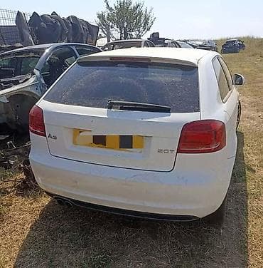 KRILA LEVO DESNO ORIGINALNA ZA AUDI A3 OD 2008. DO 2012. GOD. | AUDI
