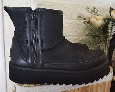 stone island crna gora: Gležnjače, UGG, 38 — 5