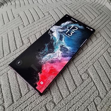 borca kamere: Samsung Galaxy S22 Ultra – Burgundy - Ekran: 6.8" Dynamic AMOLED 2X — 4