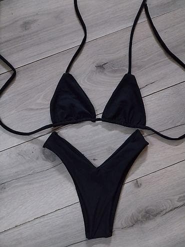 kupaci za debele: Ženski bikini komplet – trokut top i V-cut donji deo - Model — 3