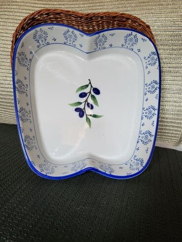 vatrostalne posude sa poklopcem akcija: Posuda nova,vintaz porcelanska sa korpom. Nova posuda univerzalna,sve — 1