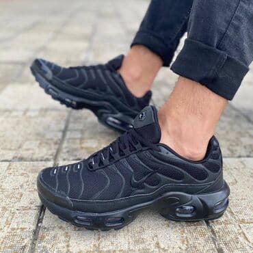 patike sa greskom: Trainers, size - 46 — 1