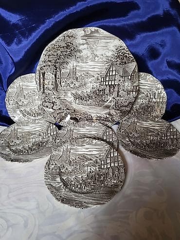 Engleski servis za poslastice Staffordshire iz 70ih. Engleski servis