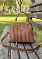 Kaiševi: Torbe 
Cena:2700 din — 8