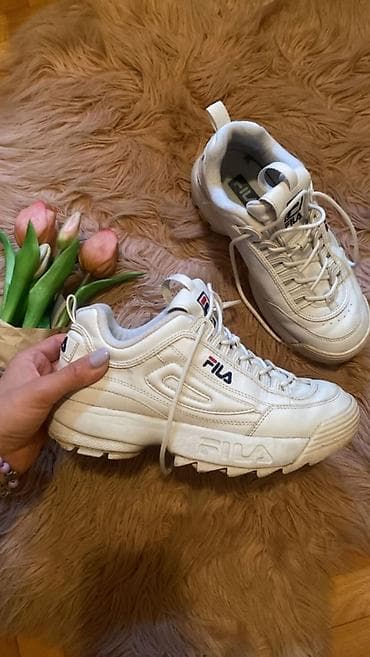 Sandals: Fila original patike kupljene u Americi 4000 din plus poklonxgratis — 1