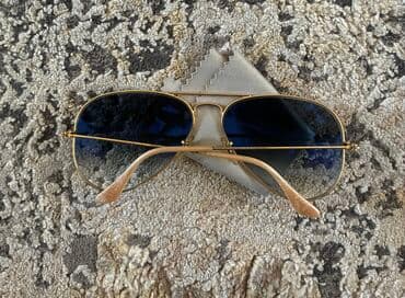 Women's Clothing: Original žense naočare (Guess, Ray Ban) U dobrom stanju, cena po — 12