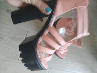 new yorker majce: Sandals, 38 — 1