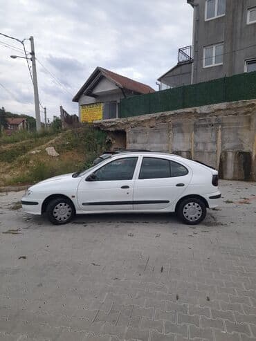 alu felne za citroen c3: Renault Megane: 1.6 l | 1998 г. 225416 km Hečbek — 5