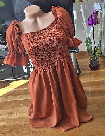 Kape i aksesoari: Haljina boje terakote sa karnerima - Romantična midi haljina u toploj — 1
