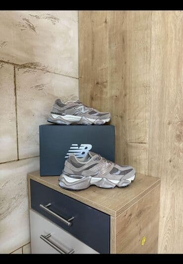 new balance full black: Trainers, New Balance, size - 39 — 2