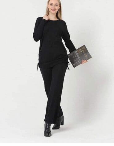 tamno zeleno odelo: Tamno siva S M L XL
1600 na seriju 1900 na komad — 7