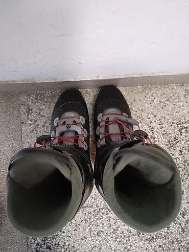 Lov i ribolov: Ski pancerice Salomon veliki broj 52 1/3,ocuvane — 4