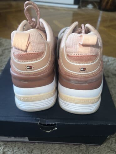 nike react zenske patike: Tommy Hilfiger, 39 — 3