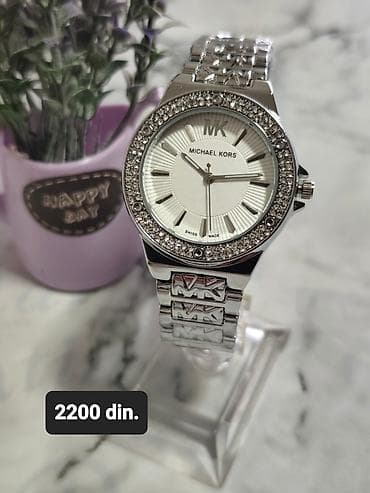 gucci zenske torbe: Ženski ručni satovi – metalni narukvičasti modeli, srebrne boje — 3