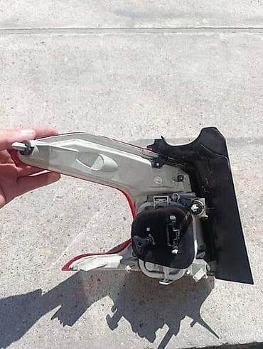 kuka za reno senik 2: STOP LAMPA DESNA ZA PEUGEOT 2008 OD 2013. DO 2016. GOD — 2