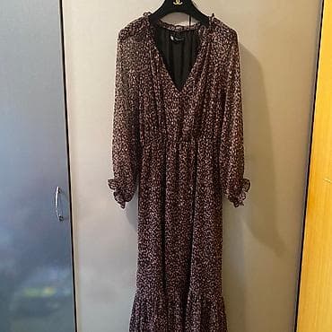 Ostala ženska odeća: Zara haljina Obucena dva puta,u super stanju Jedino je na jednom — 1