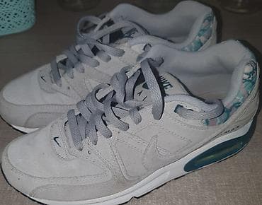 Nike Air br 39.Nosene ali mogu još dugo da se nose.Tragovi korišćenja na lalafo.rs Nike Air br 39.Nosene ali mogu još dugo da se nose.Tragovi korišćenja