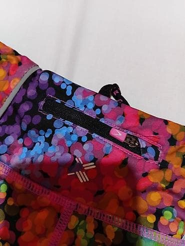 Kompleti, Kombinezoni: Sportski komplet za trening – ženske helanke 3/4, sportski grudnjak i — 6