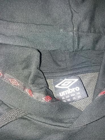 muski duks sa kragnom: Umbro duks, 2xl. Nov — 2