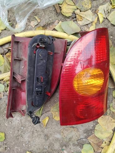 sigurnosni pojasevi za auto cena: U Nišu prodajem delove za Reno Megan 1,6. 16v.2002 godište.Leva,desna — 8