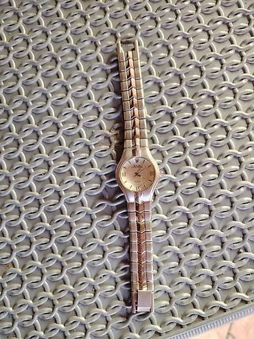 curren satovi original cena: Ženski ručni sat Rolex Oyster Perpetual sa metalnom narukvicom i — 3