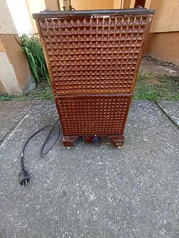 Šamotna pećnica 2 Kw, dimenzije 53 cm x 30 cm x 20 cm, cena 2500