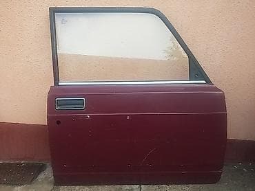Vrata prednja desna Lada 2107 Riva,2104 Karavan,2105 bordo. Vrata su
