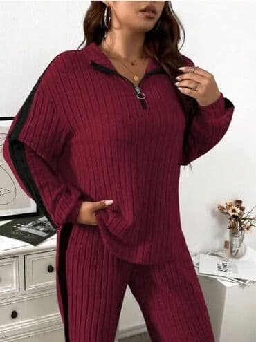 kompleti za žene: Cena 2900din Vel 0XL,1XL,2XL,3XL,4XL Poručuje se, isporuka za nedelju — 12