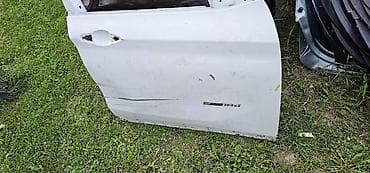 delovi: PREDNJA DESNA VRATA F48 ZA BMW X1 | BMW x1 f48 prednja desna vrata — 1