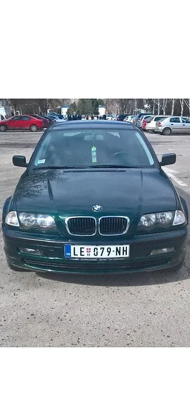 solarni punjac za akumulator: BMW 320d Touring (E46) – karavan, tamnozelena boja. Ključne — 1