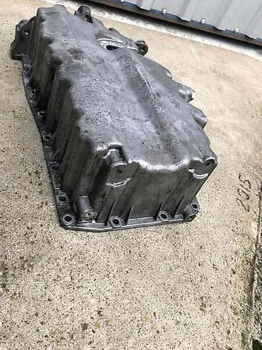 car: Volkswagen — 4