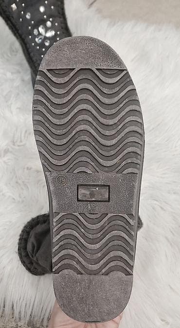 bele ravne sandale: High boots, 39, color - Grey — 3