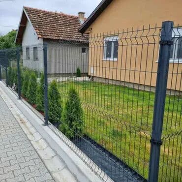 kuce sa spoljnim stepenicama slike: Ograda panel 3d 600 din — 2