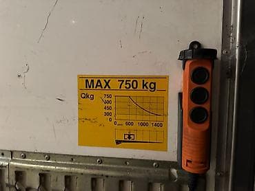 Usluge: Usluga selidbe i prevoza robe – sandučar sa hidrauličnom rampom - — 4