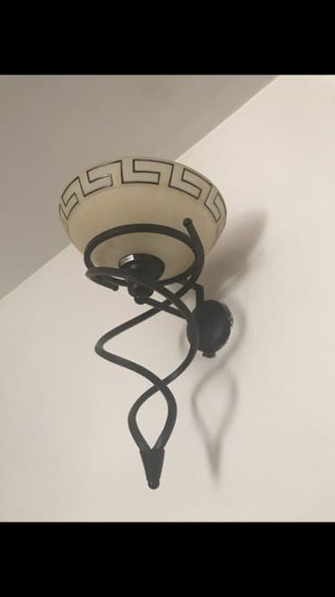 viseći lusteri: Komplet 4 komada !!!!!! ! Staro par meseci !!! 2 viseca lustera jedan — 7