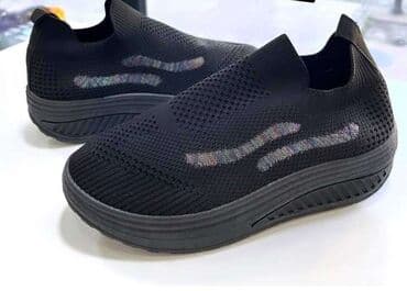 dona patike: Od 36 do 41
2800 — 2