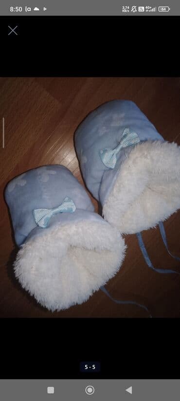 obuća niš podzemni prolaz: Paketić dečije obuće (više pari) - Zimske čizmice/booties za bebe — 1