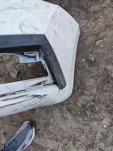 alat za popravku ostecenja auta od grada: BRANIK ZA ŠKODA OCTAVIA | Branik ima manja ostecenja vidi se na — 4