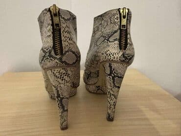 mokasine od prevrnute koze: Sandals, H&M, 38 — 4