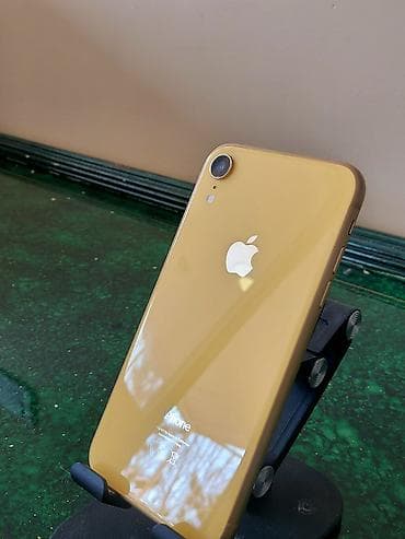 Računari, laptopovi i tableti: Apple iPhone XR– zlatna boja - Ekran 6.1" Super Retina XDR (OLED) — 5