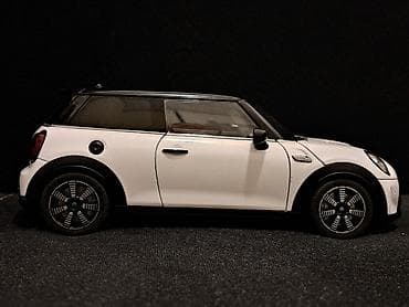 mini skije: Mini COOPER S "White" 1:18 - NOVO NOVO! Model MINI COOPER S — 6