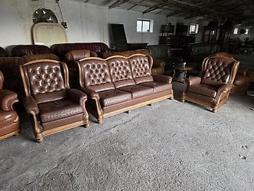 dvosed i dve fotelje: Kožni set za dnevni boravak – klasičan stil - Komplet: trosed + 2 — 4