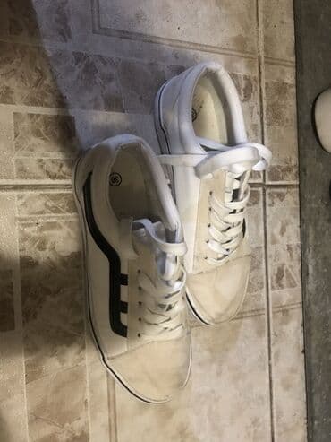 differente obuca: Size - 36 — 1