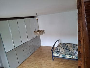 stanovi za izdavanje leskovac: Izdajem stanove za radnike u Dobanovcima,Surcin.
Cena 100e — 5