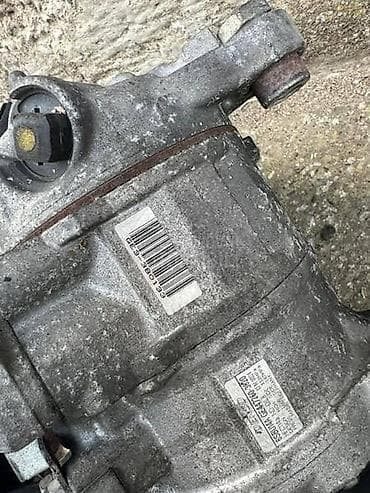 led sijalice za migavce: KOMPRESOR KLIME F10,11 ZA BMW SERIJA 5 | Na stanju novi i polovni — 2