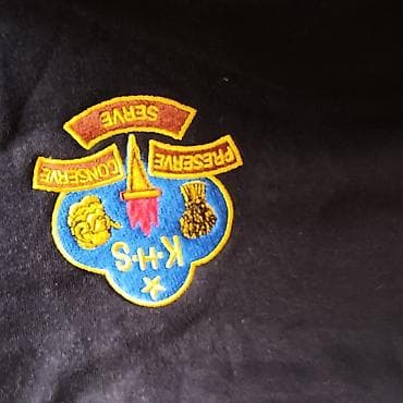 Coats and trench coats: Tamnoplava dukserica sa kapuljačom, školskog stila, sa žutim — 3