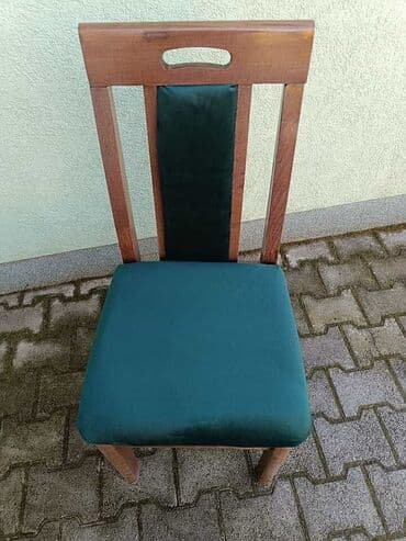 Stolice: 08. stolica 
3900
Vik